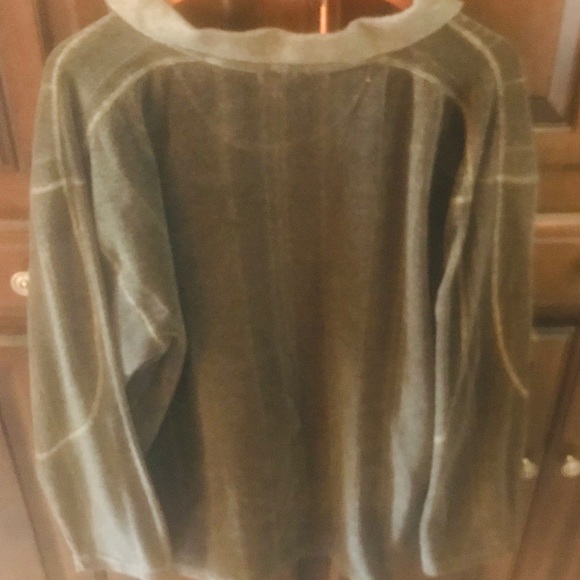 🔥 Men’s DKNY Casual Shirt - Picture 2 of 4